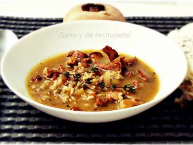 Sopa de setas y arroz integral con tomillo