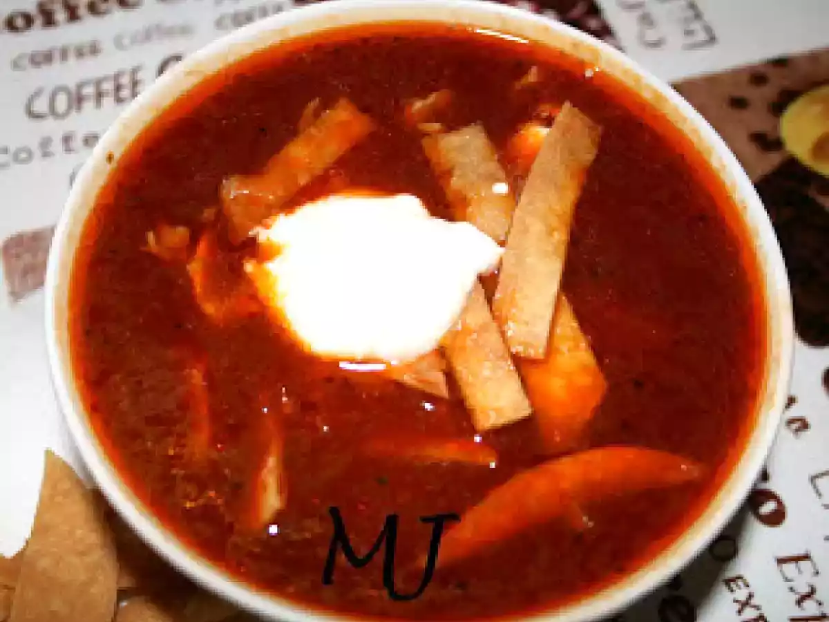 Sopa de tortilla con pollo