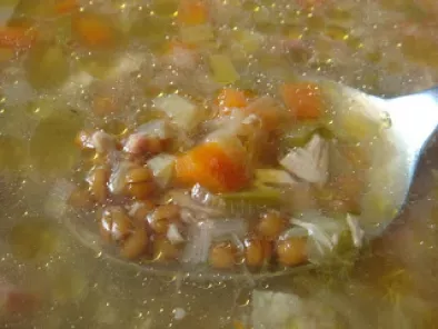 Sopa de Trigo y Pollo