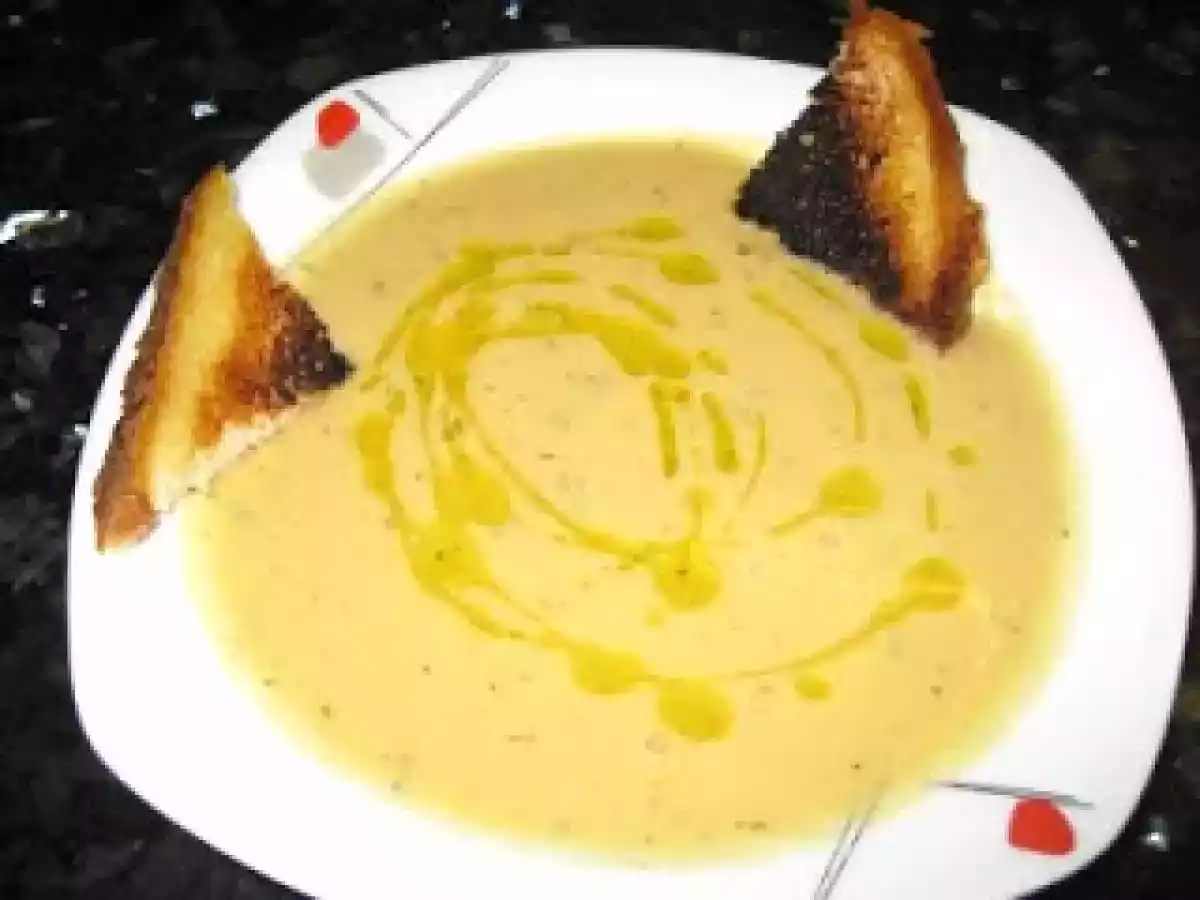 Sopa griega de garbanzos