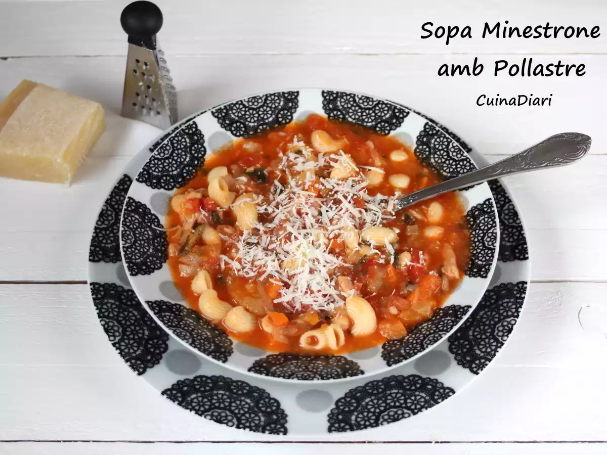 Sopa minestrone amb pollastre, con pollo