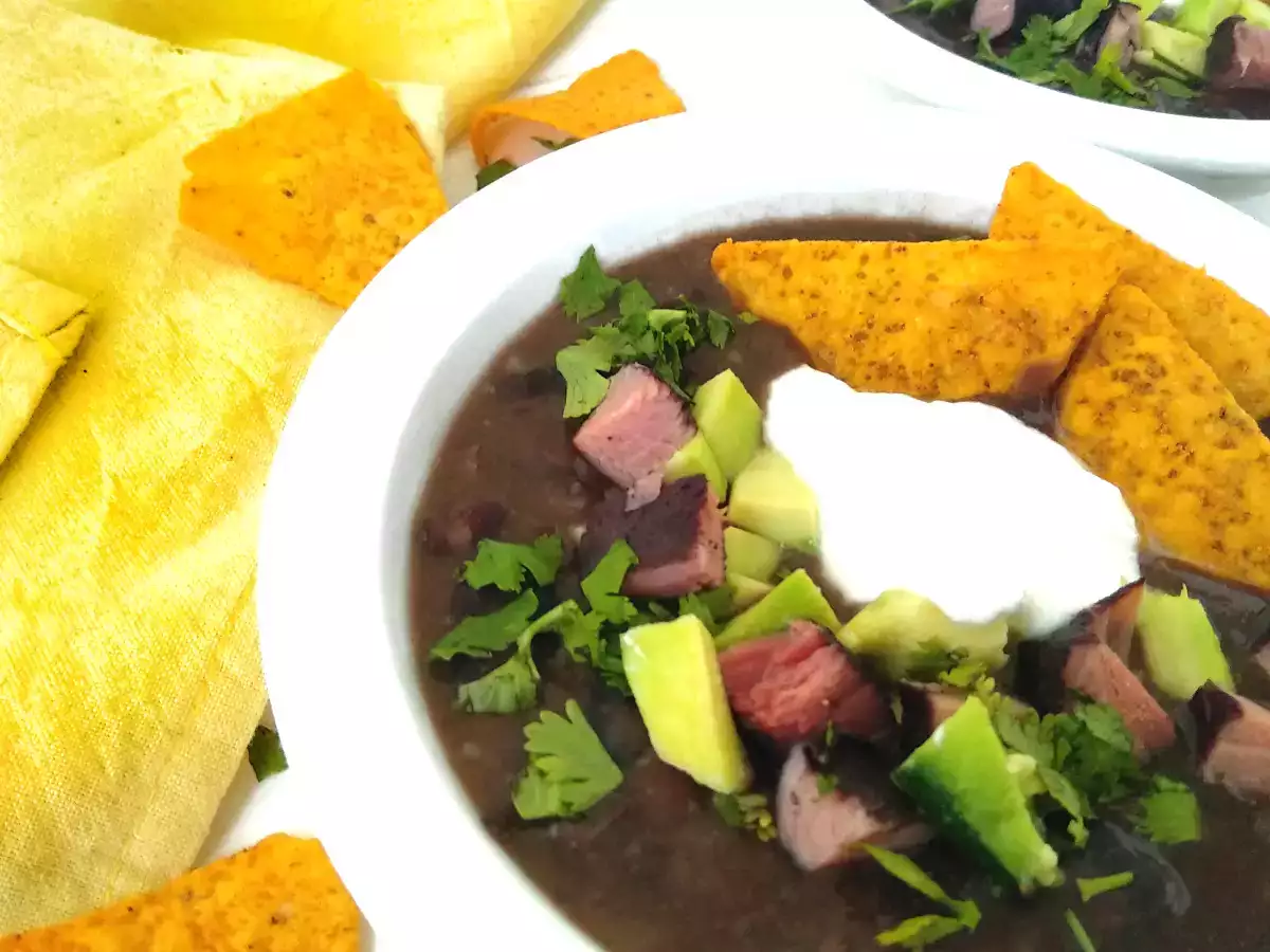 SOPA TEX-MEX DE JUDÍAS NEGRAS - foto 2