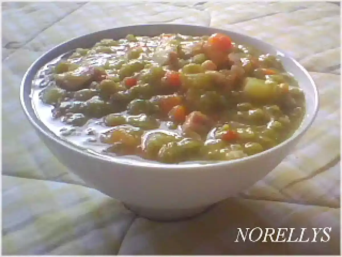 Sopita de Arvejas Verdes