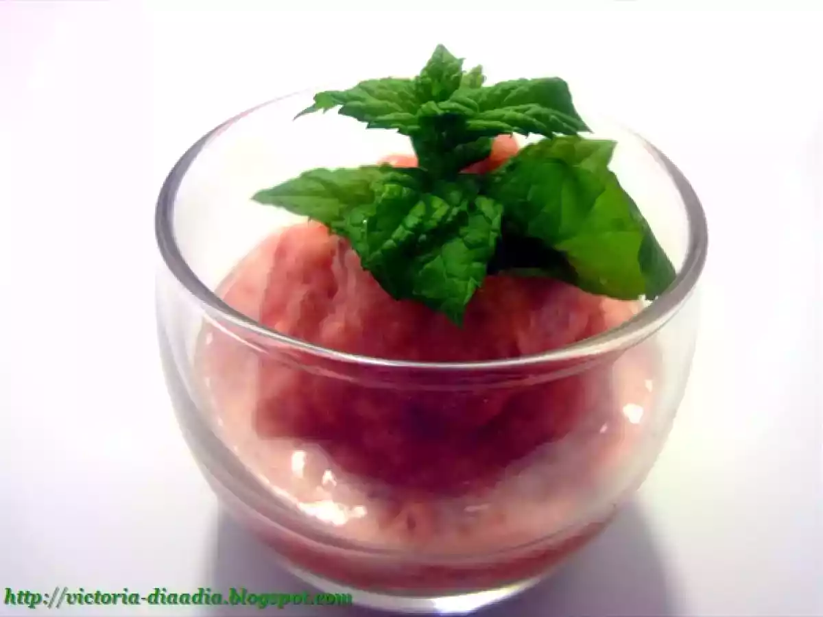 Sorbete de sandia y fresas