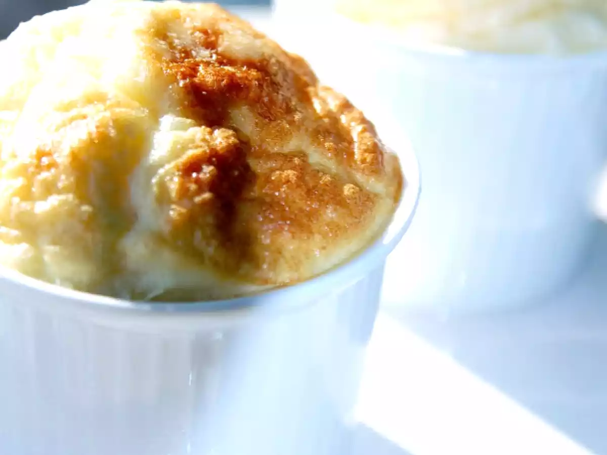 Soufflé de queso gruyere