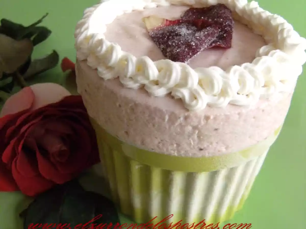 Soufflé Helado de Mermelada de Fresa y Esencia de Rosas - foto 7