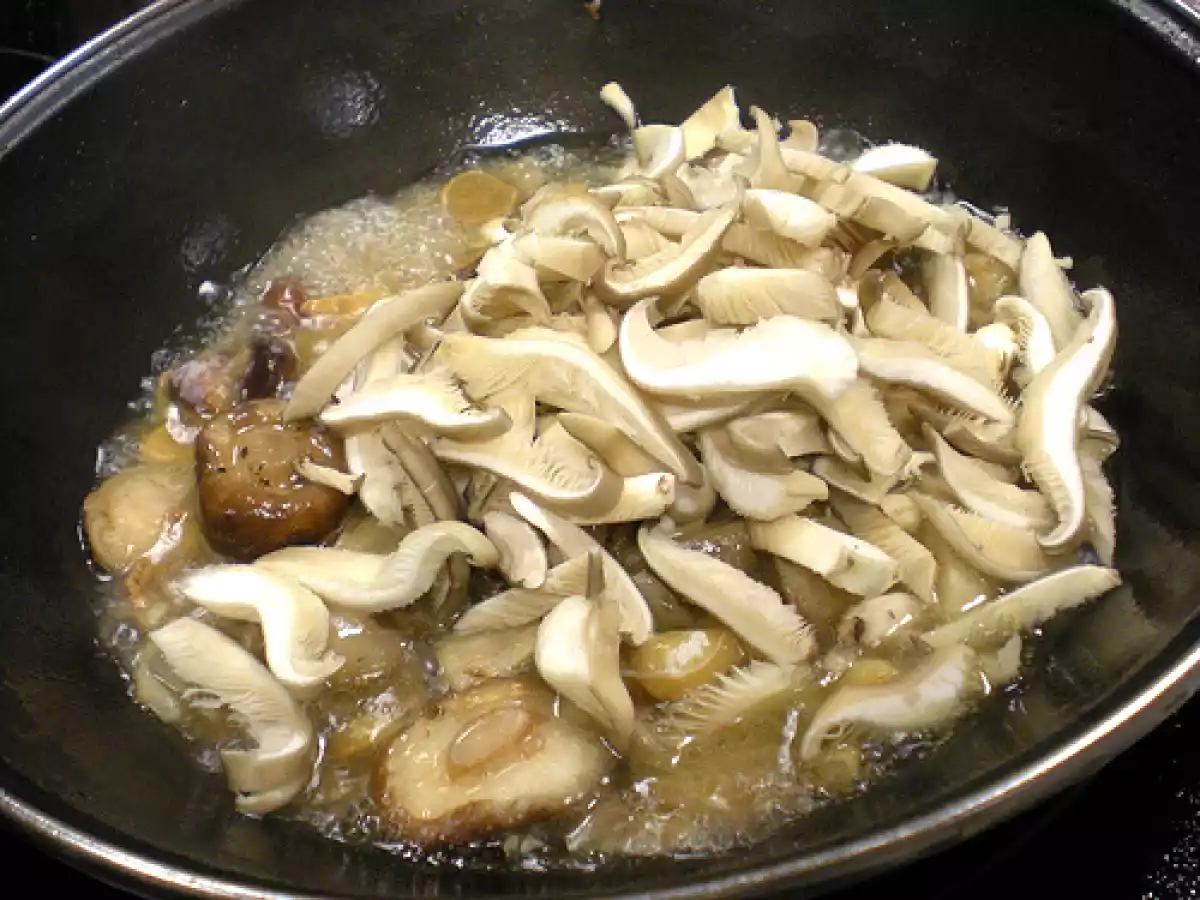 Souflé de hongos y trufa con gratinado de garbanzos con queso. Paso a paso. - foto 4