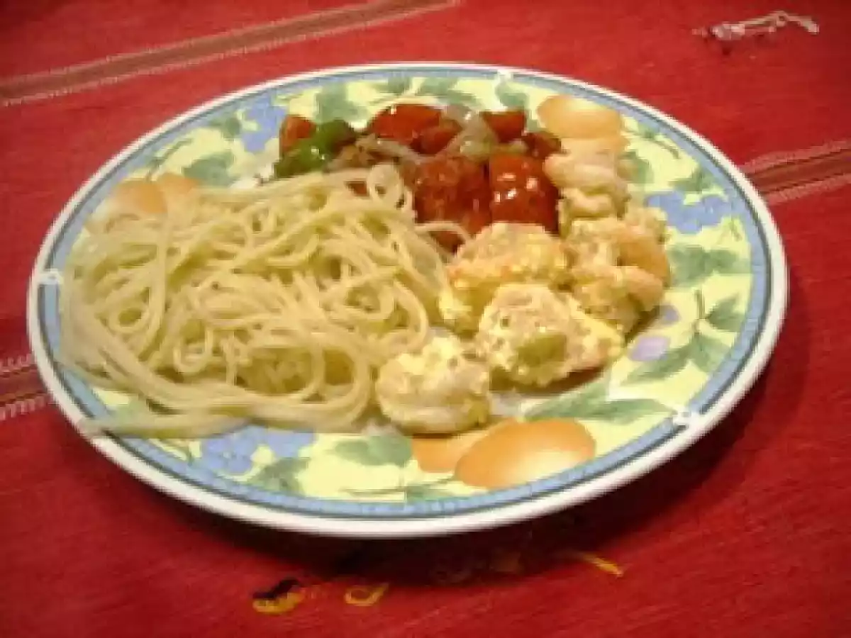 SPAGUETTI CON CAMARONES EN SALSA BLANCA.(RECETA DE HOMERO)
