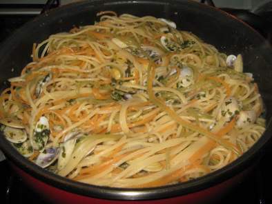 Spaguetti tricolore con tallarinas