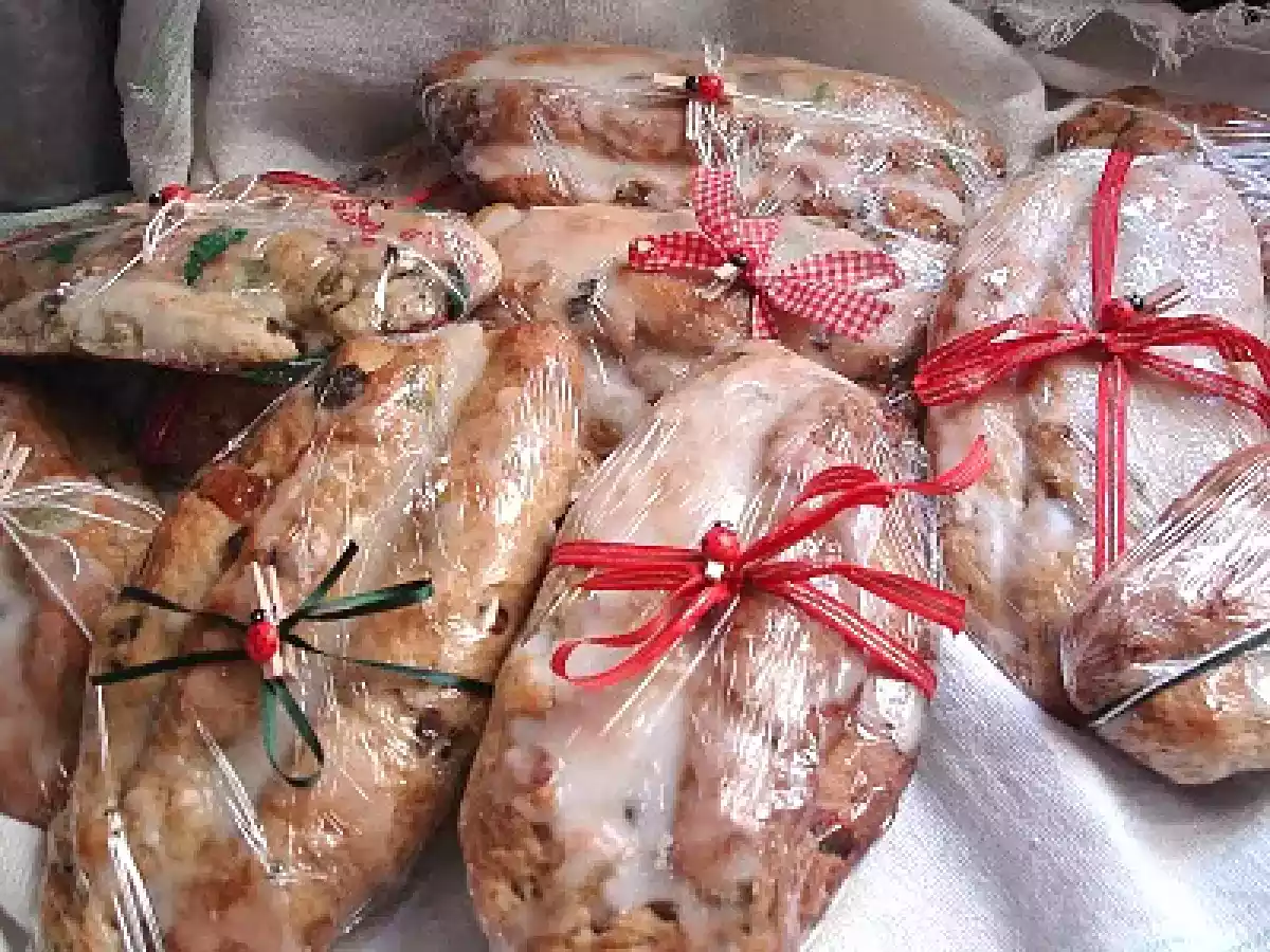STOLLEN CON MAZAPÁN -(marzipan stollen)