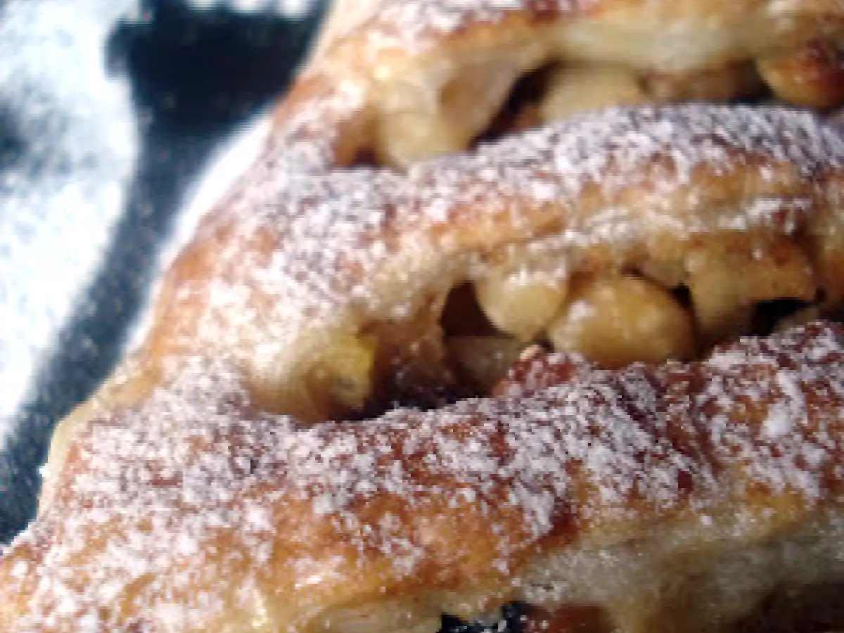 Strudel de manzana con pasas y avellanas - foto 2