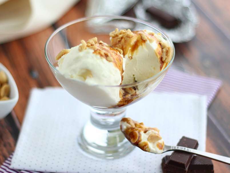 Sundae, el suave helado americano con caramelo y cacahuete - foto 3
