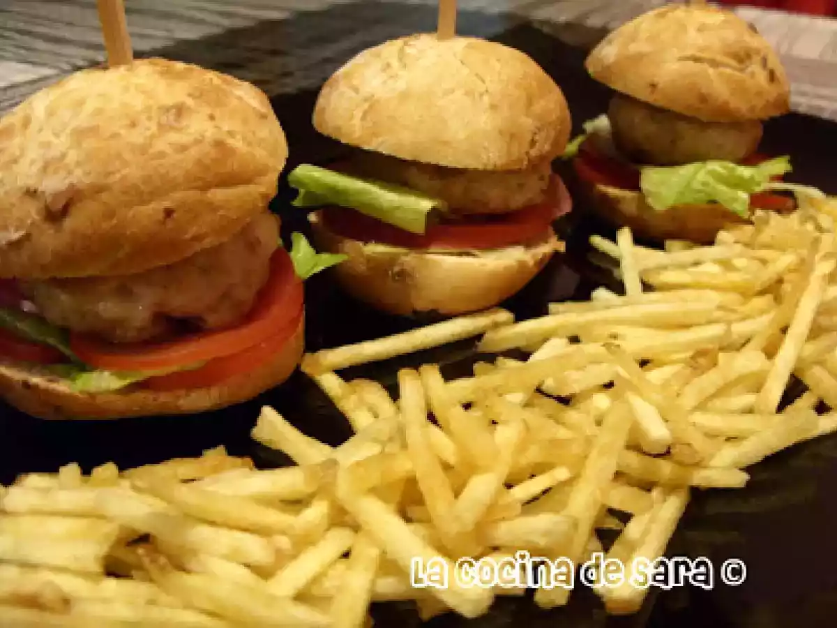 Surtido de Mini-Hamburguesas con Patatas Paja