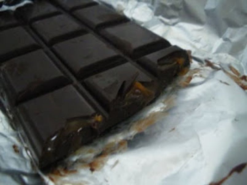 Tableta de chocolate rellena de caramelo - foto 3