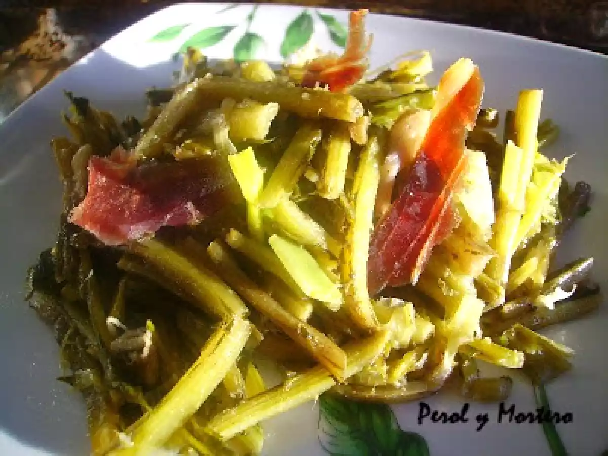 Tagarninas Con Jamón