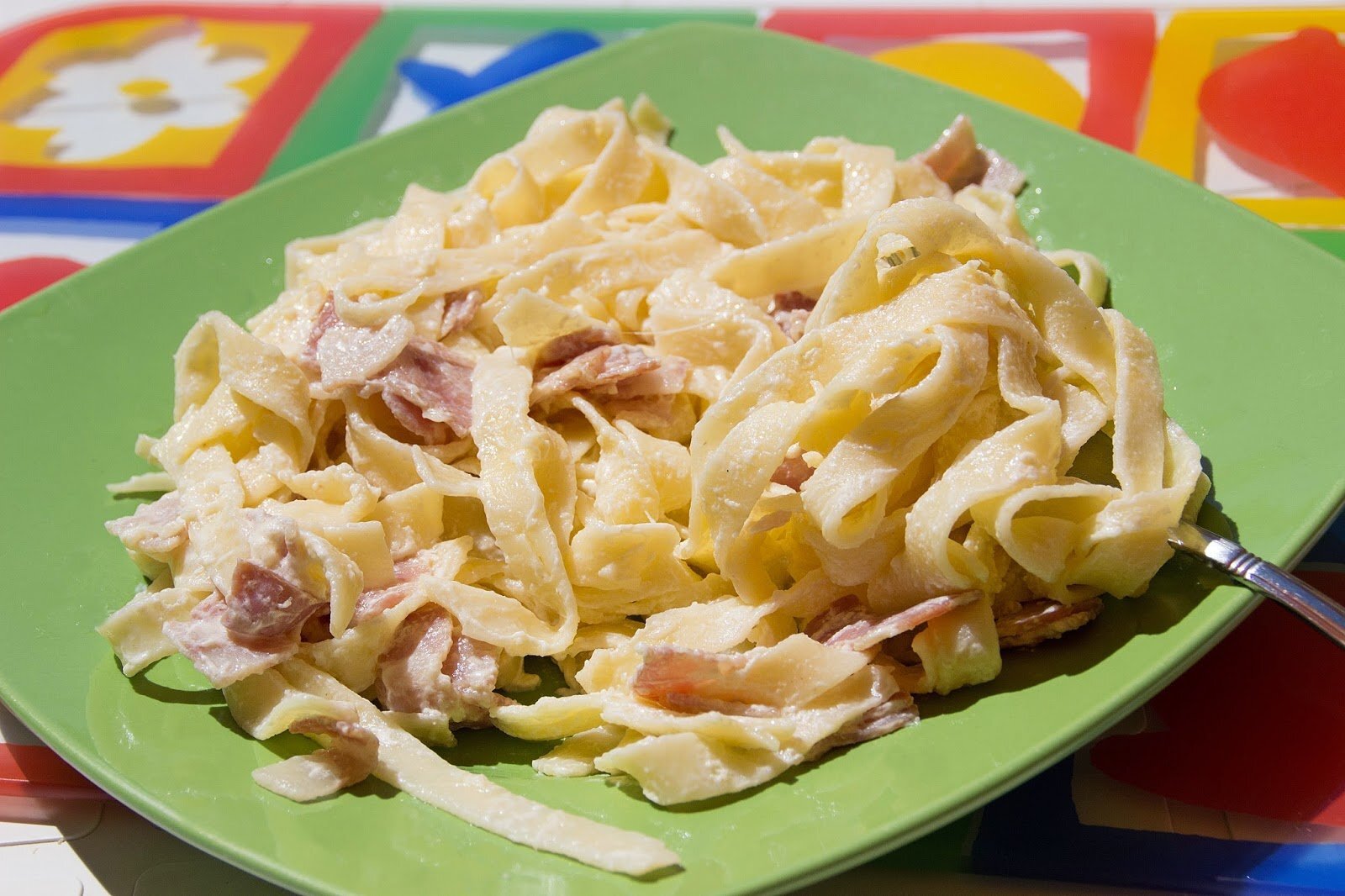 Tagliatelle a la carbonara Receta Petitchef