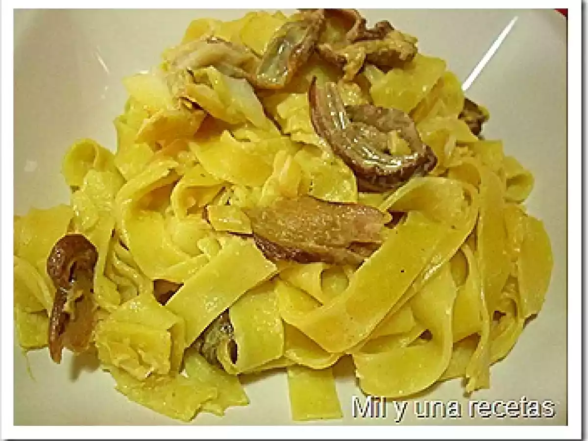 Tagliatelle con boletus y perca
