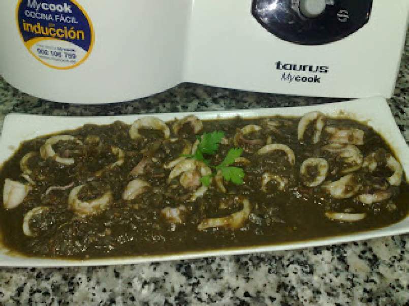 Tagliatelle con calamares en su tinta ( pasta fresca) - foto 4