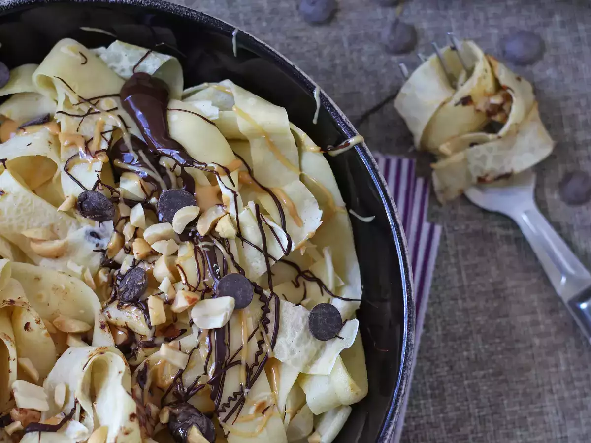 Tagliatelle de crepes con chocolate y crema de cacahuete - foto 8