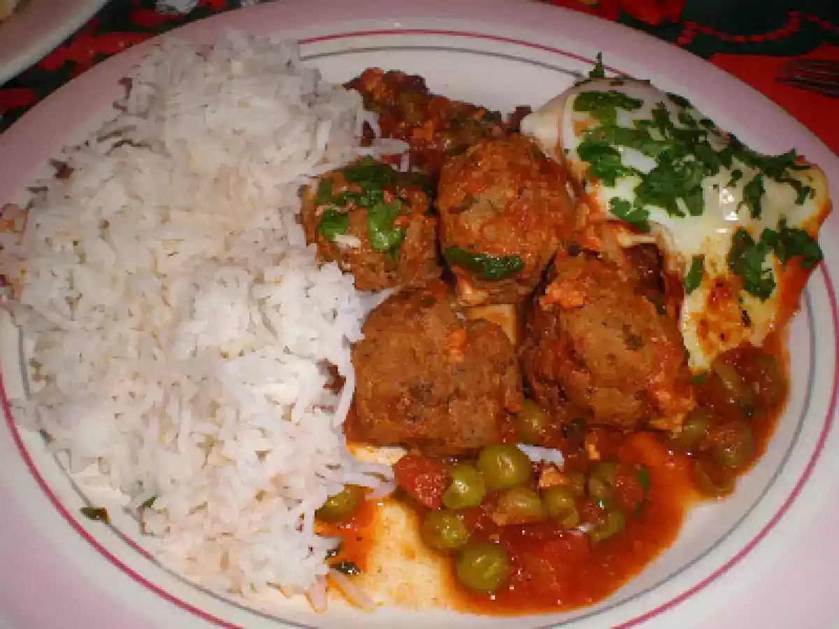 Tajine de albóndigas de cordero y huevo, Kofta tajine - foto 2