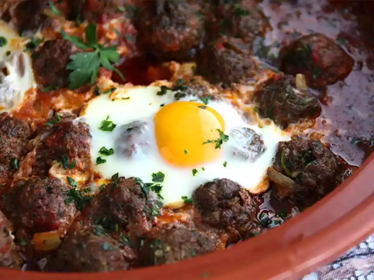 Tajine de kefta (albóndigas de ternera con hierbas y especias) - foto 3