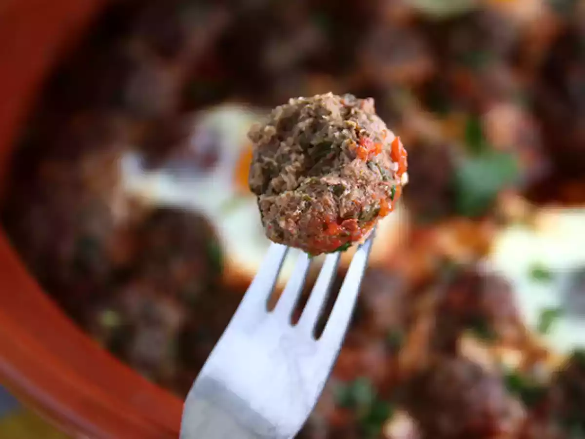 Tajine de kefta (albóndigas de ternera con hierbas y especias) - foto 4
