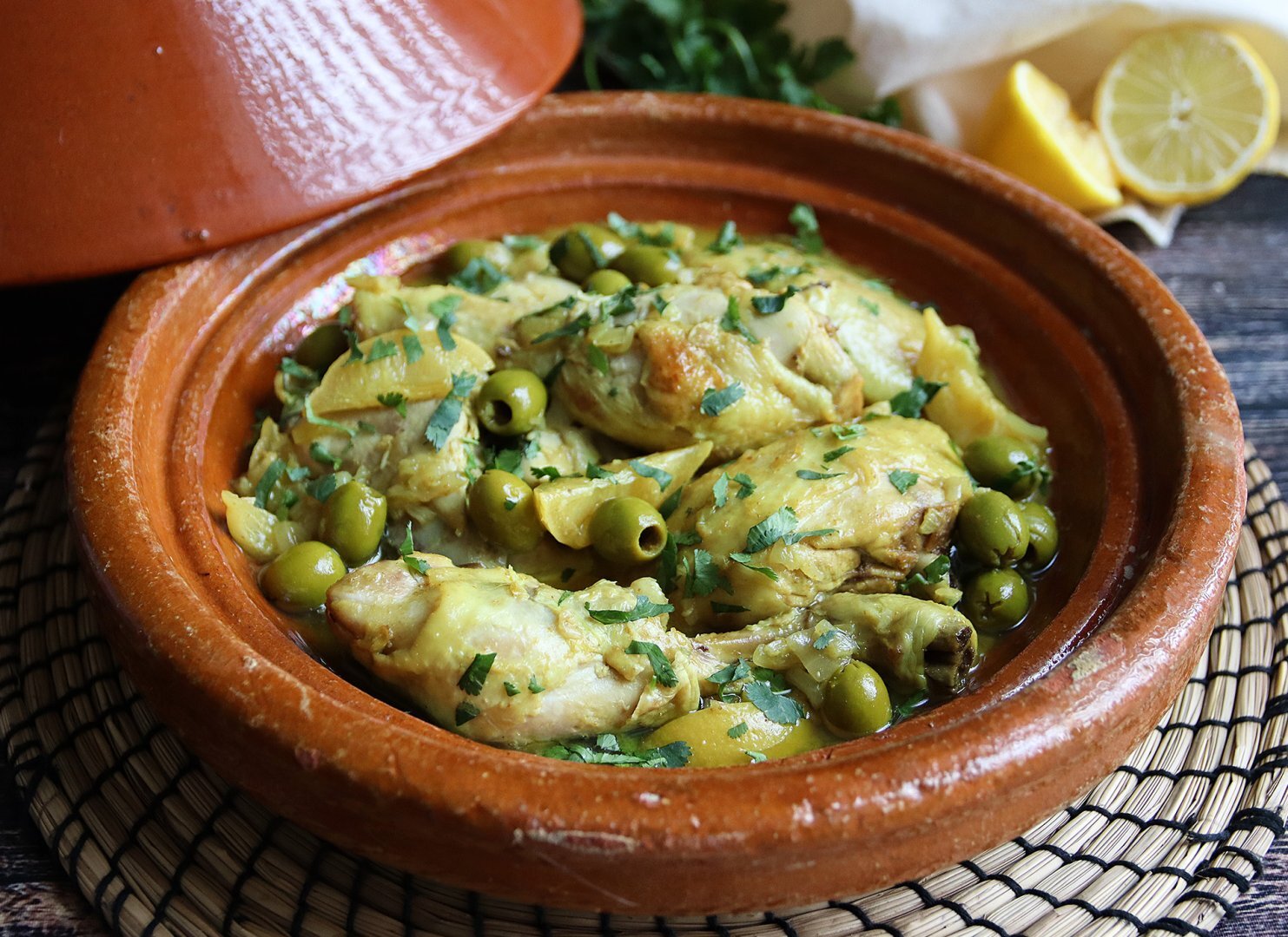 Tajine de pollo, limón y aceitunas (muy fácil) Receta Petitchef