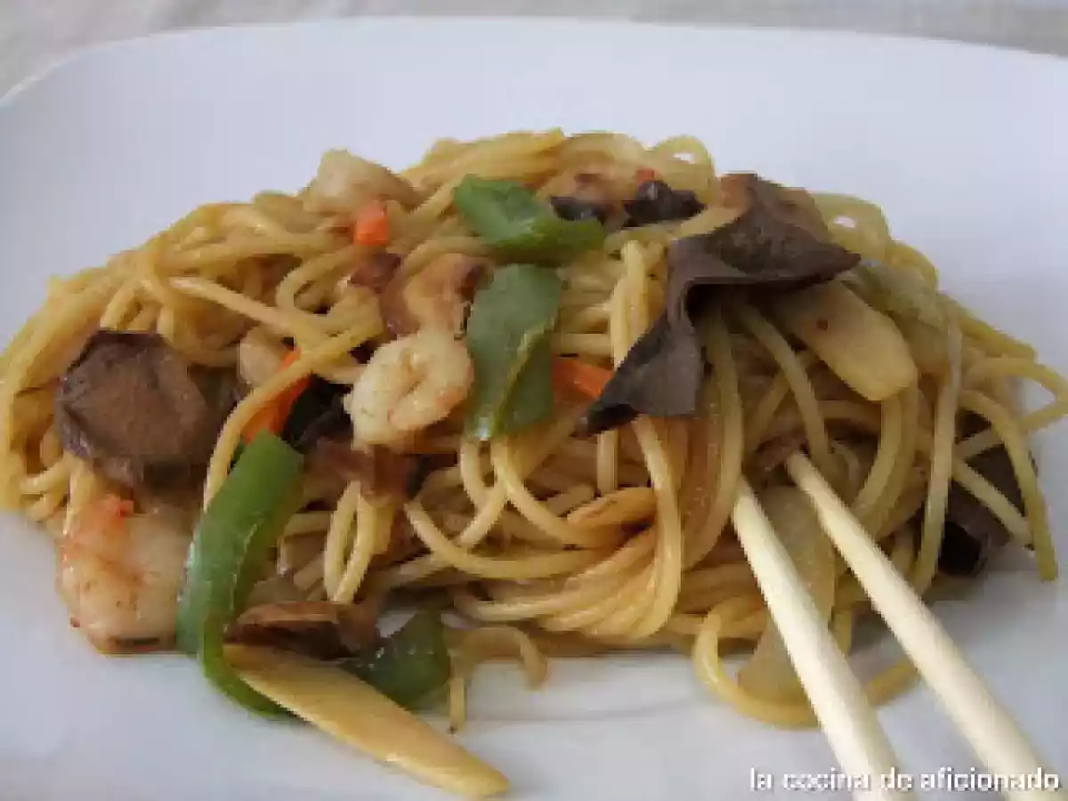 Tallarines al estilo oriental - foto 2