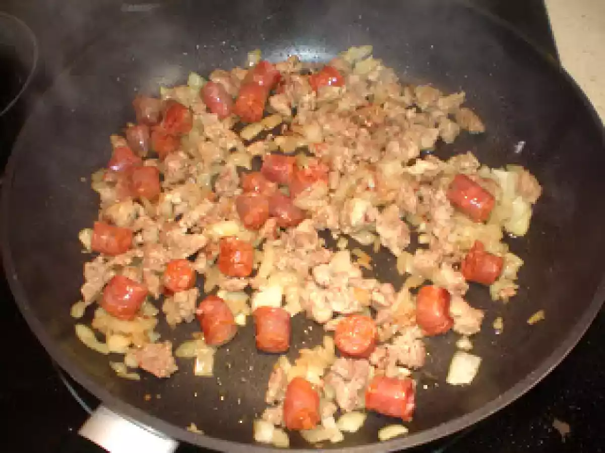 Tallarines con chistorra y queso crema - foto 2