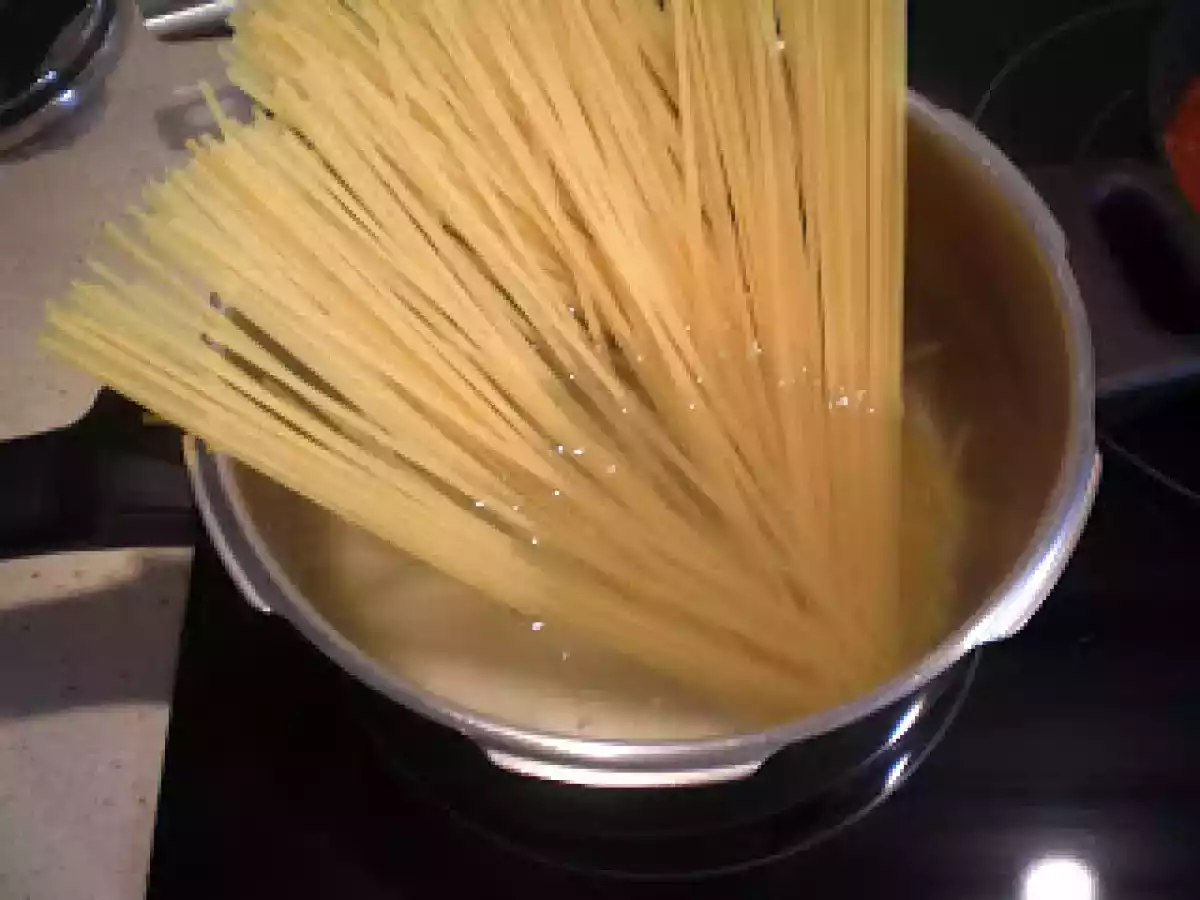 Tallarines con chistorra y queso crema - foto 4