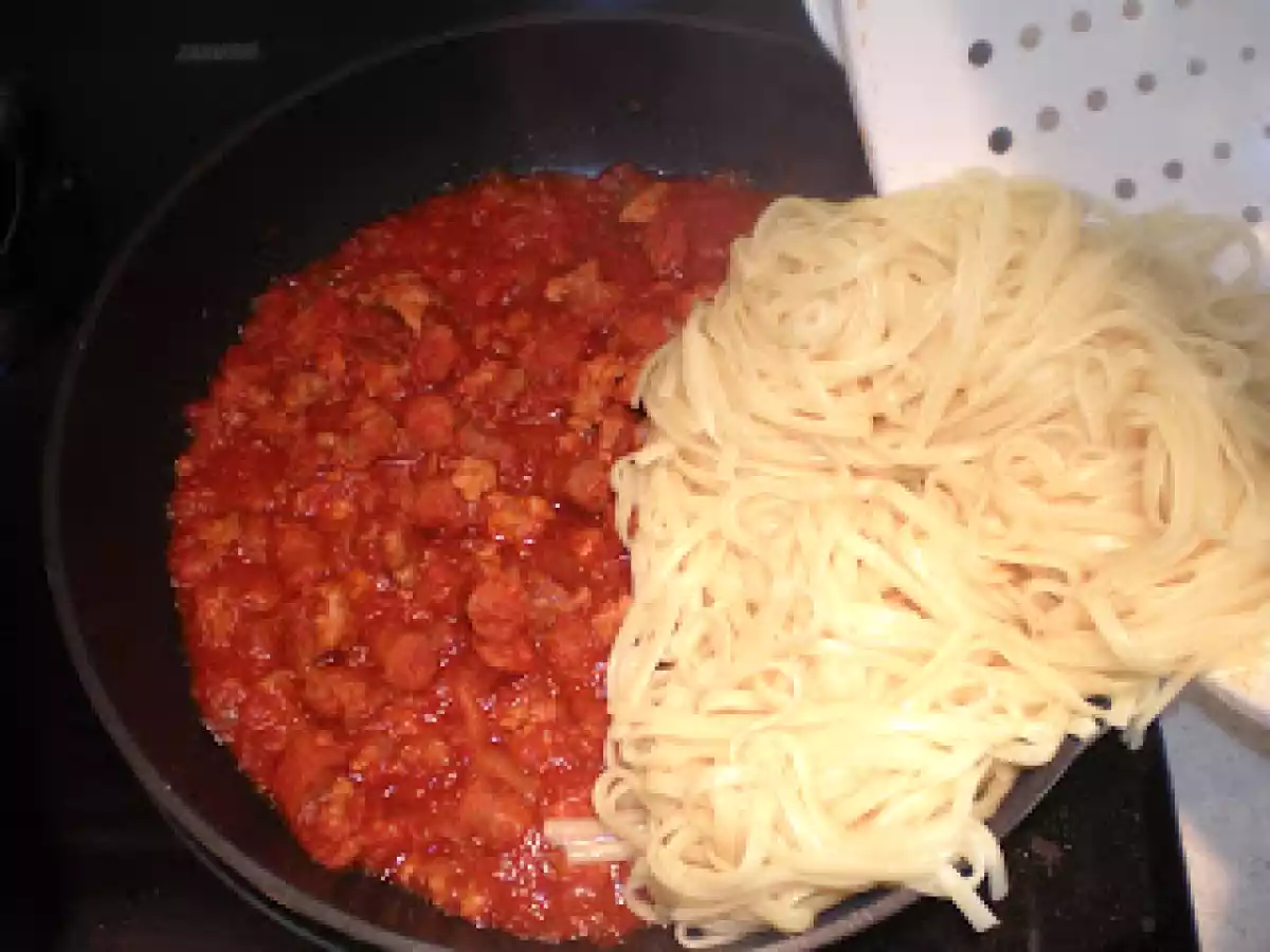 Tallarines con chistorra y queso crema - foto 5