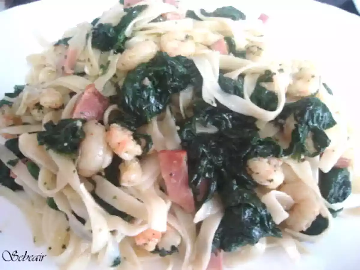 TALLARINES CON GAMBAS, ESPINACAS Y LOMO EMBUCHADO (thermomix)