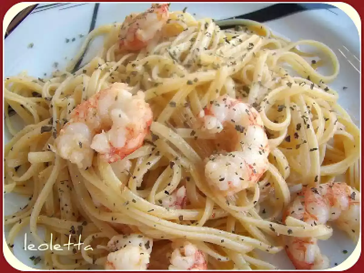 TALLARINES CON GAMBAS Y ALBAHACA - foto 2