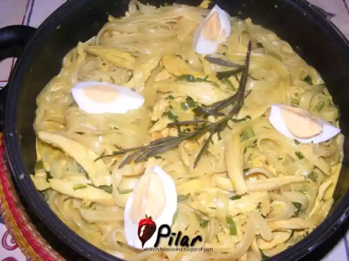 Tallarines con pollo al romero