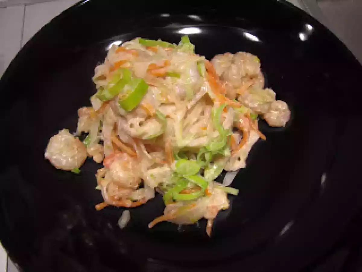 Tallarines de Arroz estilo Thai con leche de coco y gambas