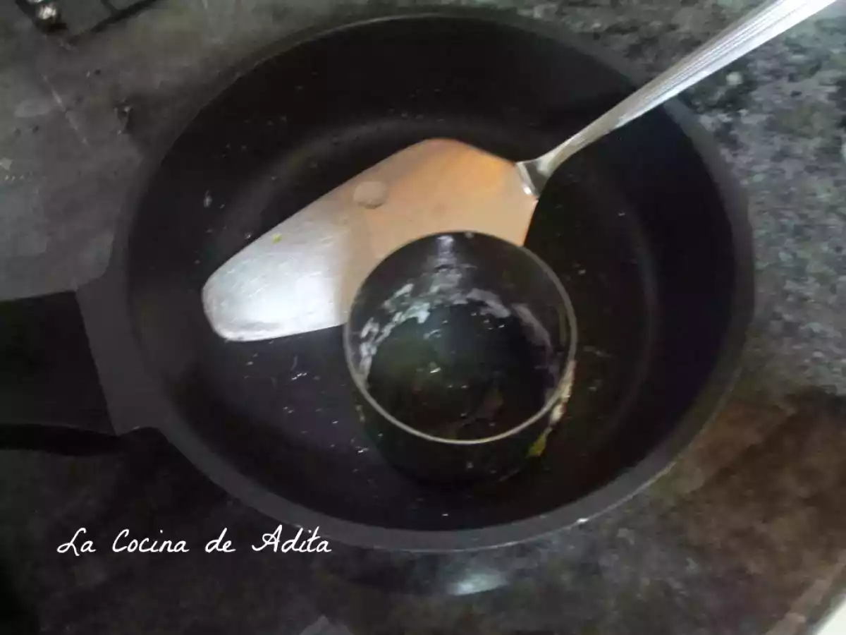 Tapa de huevo a baja temperatura, con escalibada y mejillón - foto 4