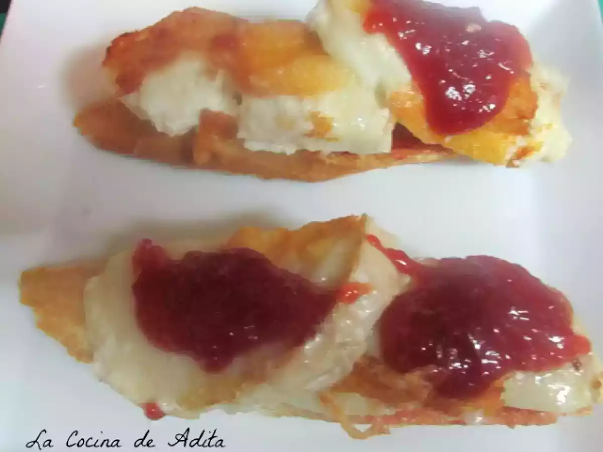 Tapa de queso de cabra a la plancha, con mermelada de pimientos - foto 7
