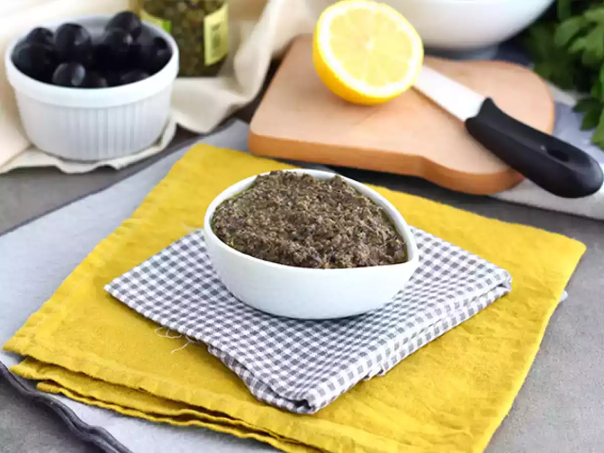 Tapenade rápida (paté de aceitunas negras)