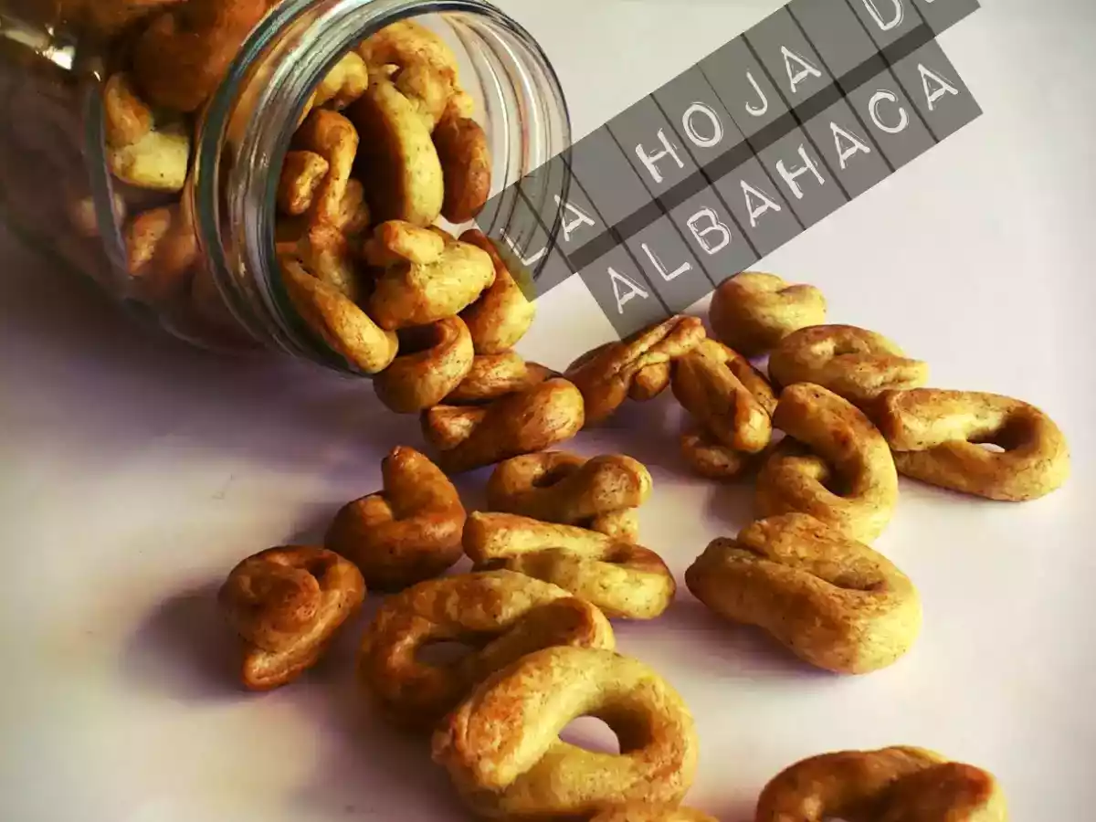 Taralli a la pimienta negra-Taralli al pepe nero