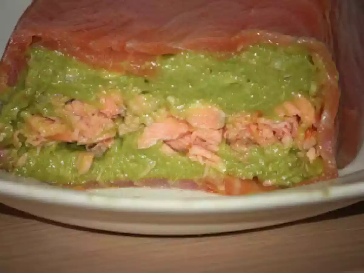 Tarrina de salmón, con aguacate y salmón - foto 5