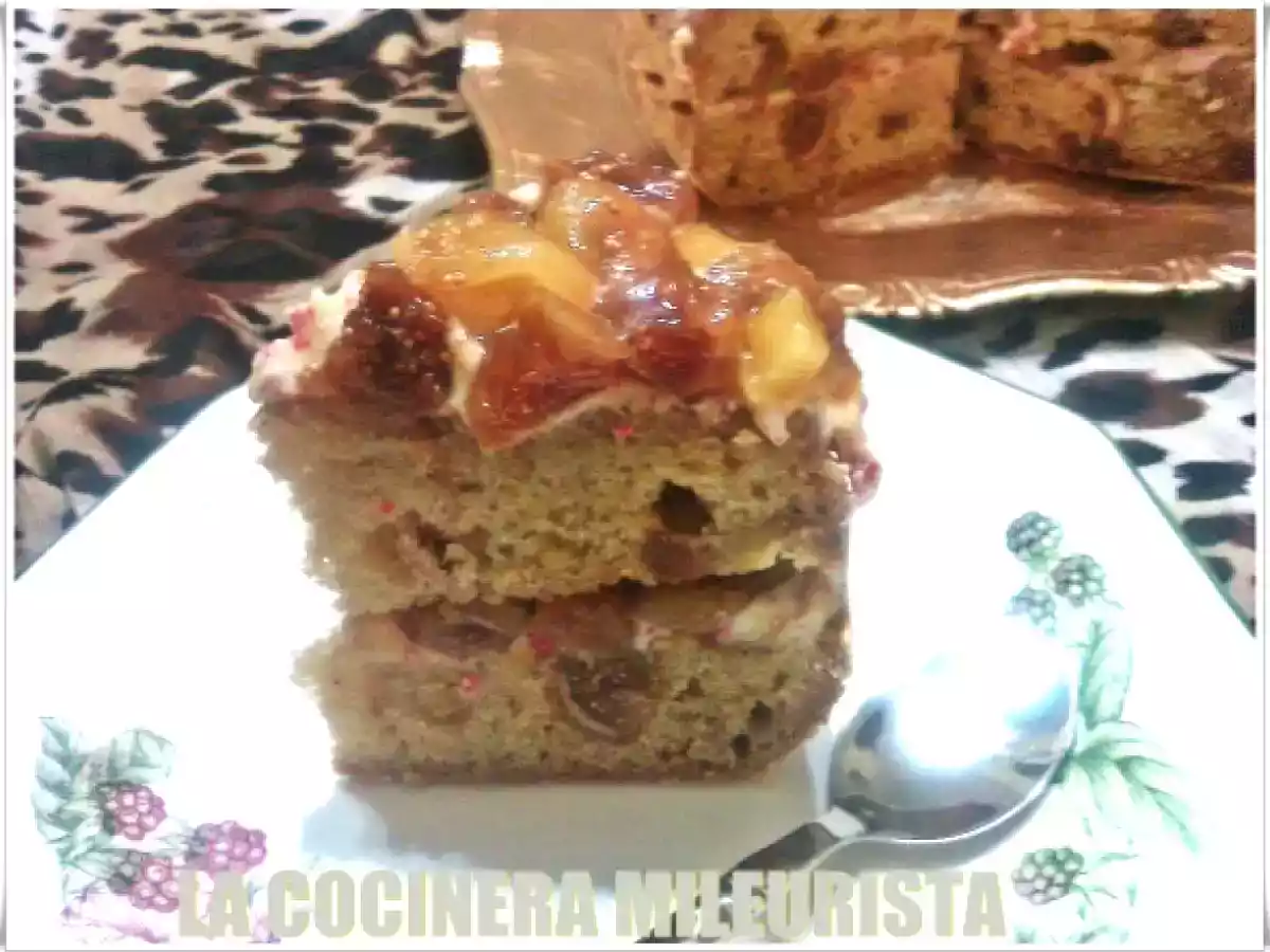 Tarta absoluta de higos y manzanas con chocolate blanco con crujiente de fresas - foto 3