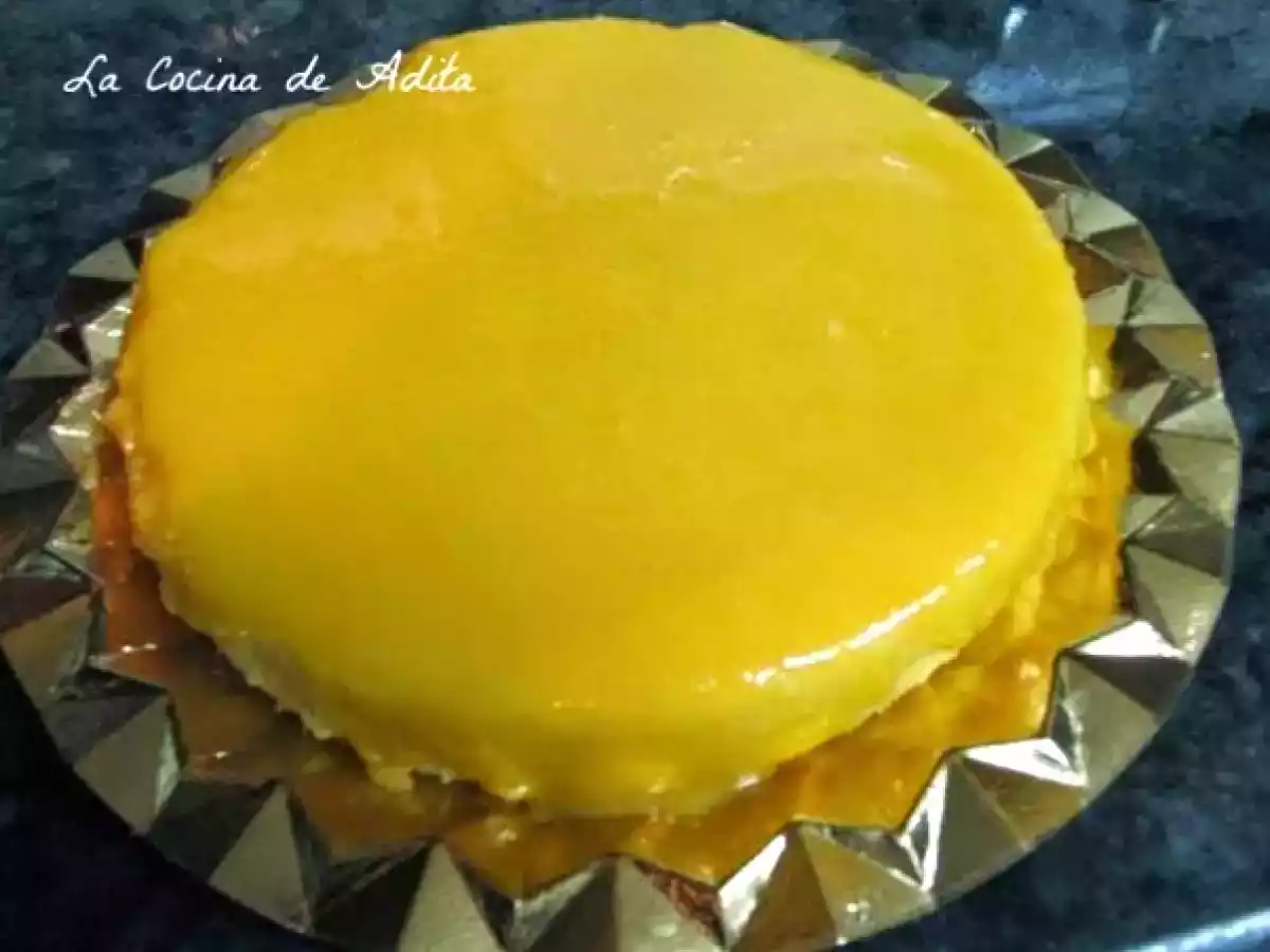 Tarta capuchina decorada con merengue italiano y almendras - foto 13