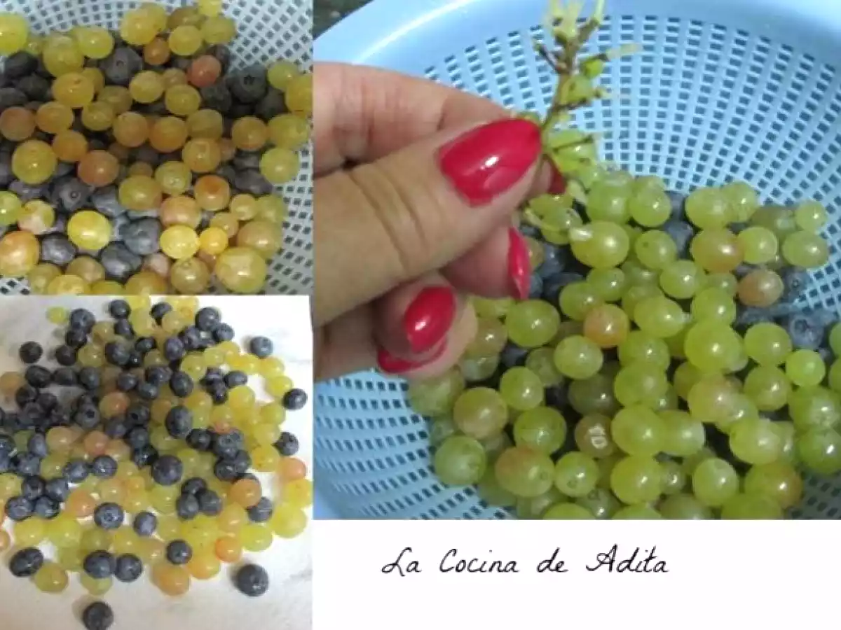 Tarta con uvas fresas y arándanos - foto 3