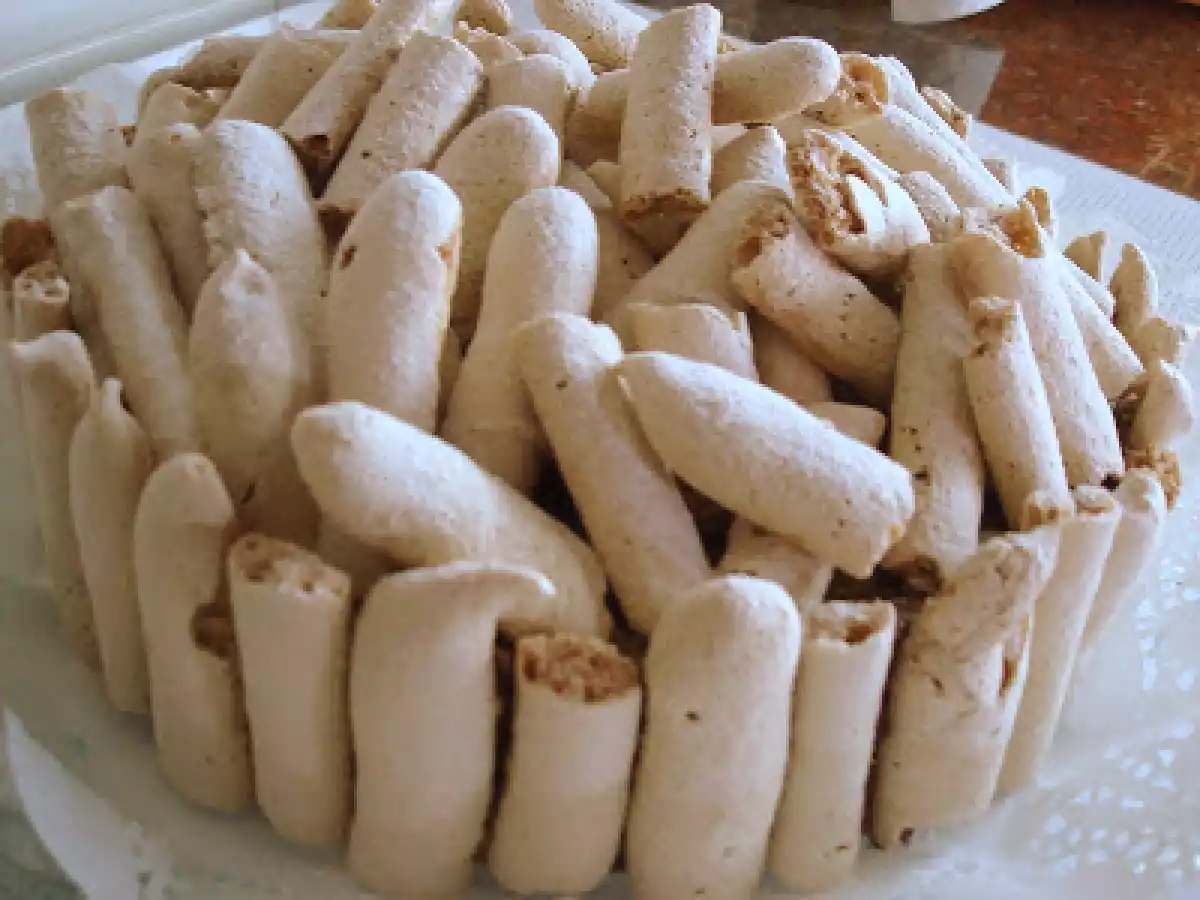 Tarta concord con merengue italiano y mousse de chocolate