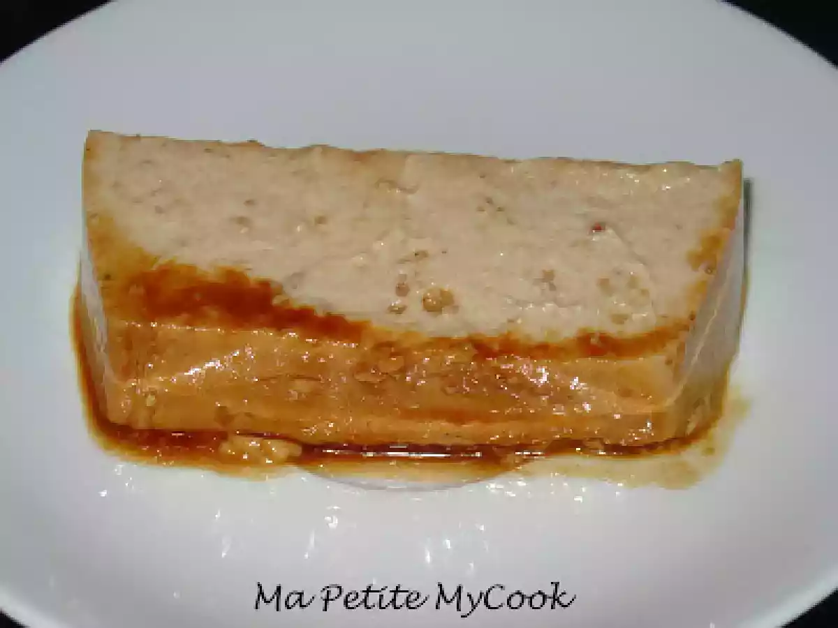 Tarta cremosa de turrón