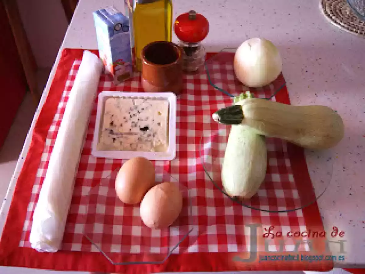 TARTA DE CALABACIN Y ROQUEFORT