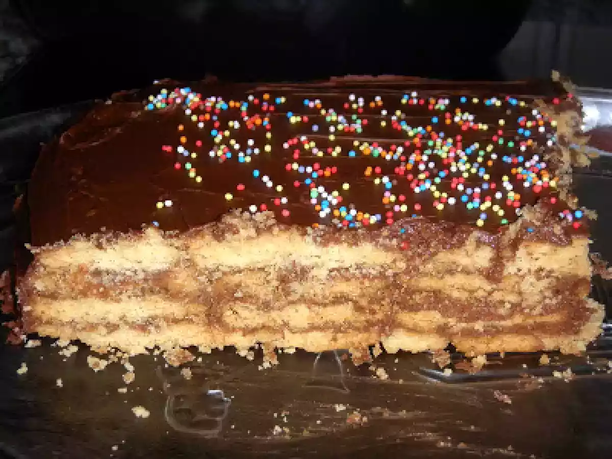 TARTA DE CHOCOLATE CON GALLETAS. - foto 2