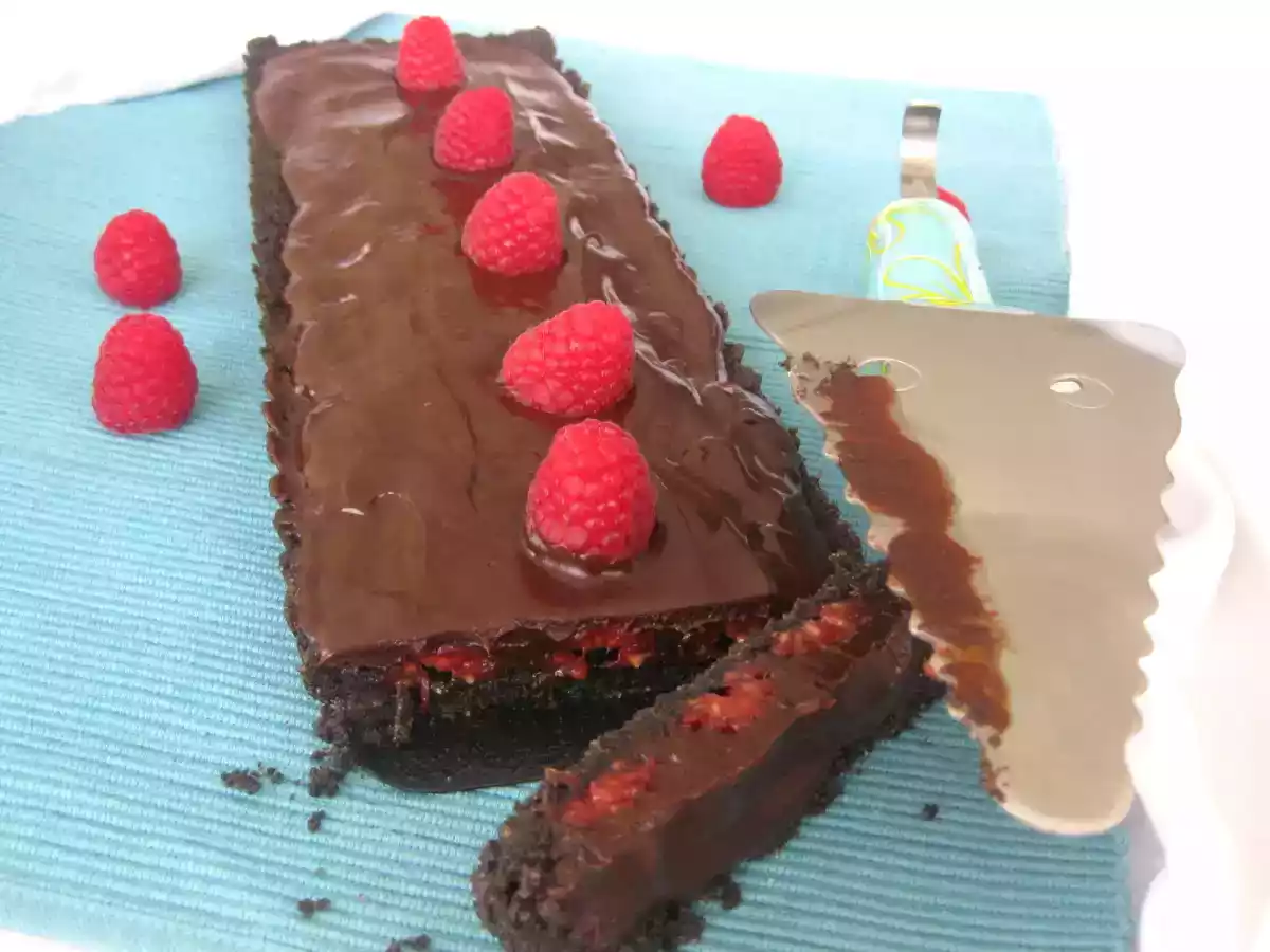 Tarta de chocolate y frambuesas (con y sin Thermomix)