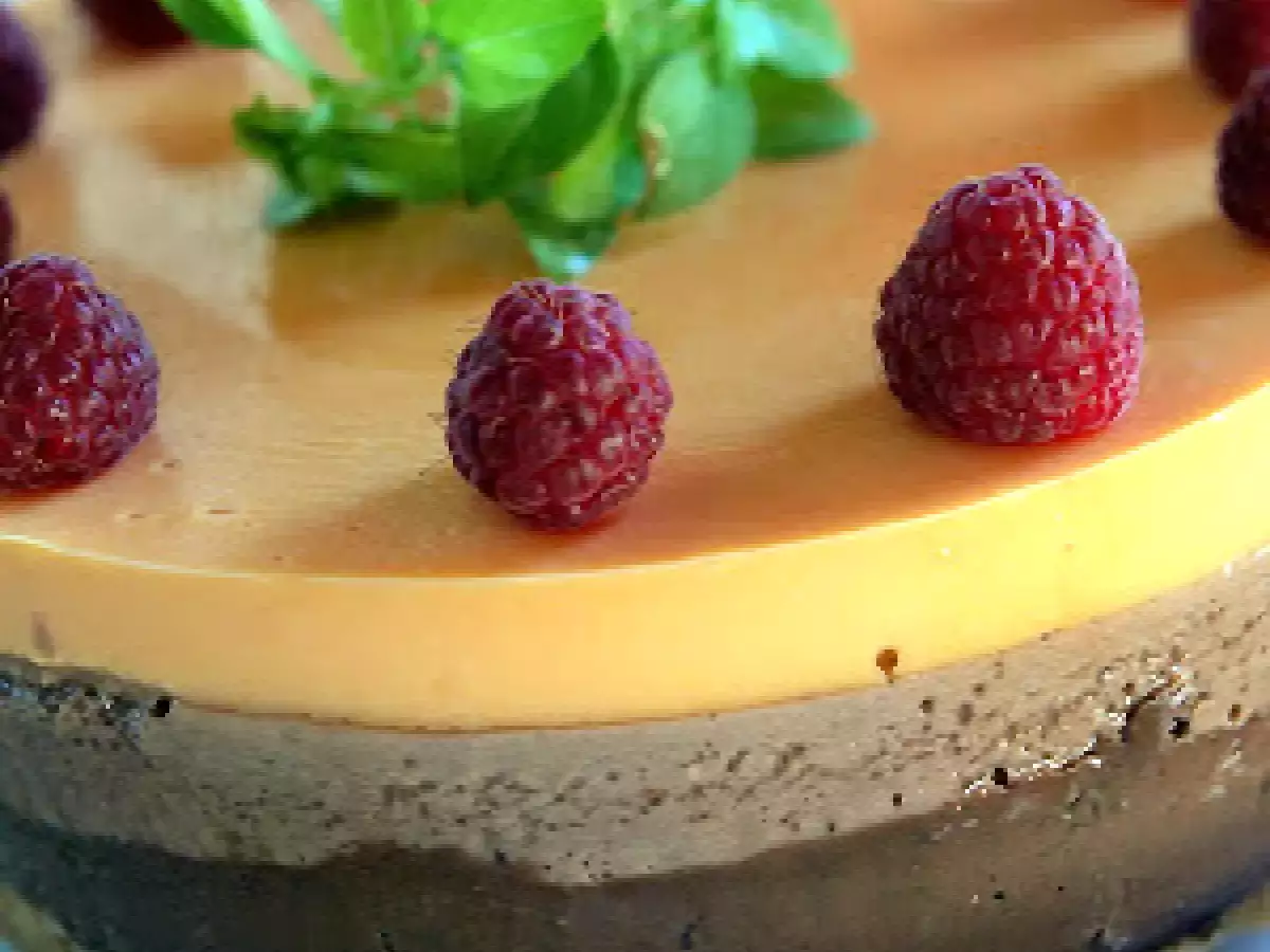 Tarta de chocolate y naranja con licor de avellanas - foto 2