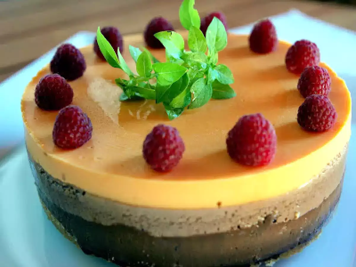 Tarta de chocolate y naranja con licor de avellanas - foto 3